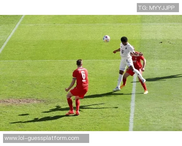 意甲精彩对决阿森纳与拜仁激战成平局神扑瞬间引发全场狂欢与转会传闻